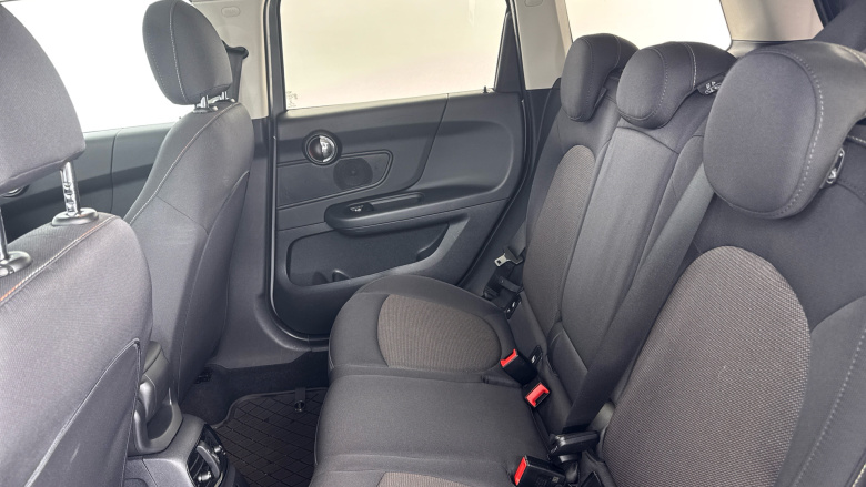 MINI Countryman 1.5 Cooper Classic 5dr Petrol Hatchback